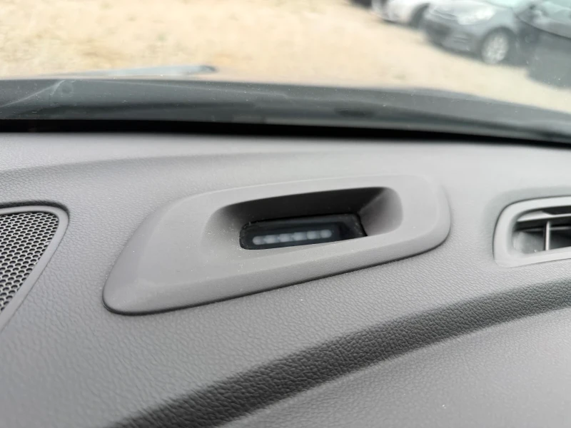 Opel Astra 1.6d/INNOVATION/FULL OPTION/136ps/EURO6, снимка 13 - Автомобили и джипове - 52700185