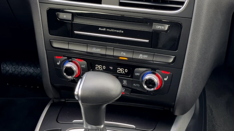 Audi A4 2.0i 4x4 Aut.-ZF8 Navi Кожа Xenon Подгрев Camera, снимка 11 - Автомобили и джипове - 52926618