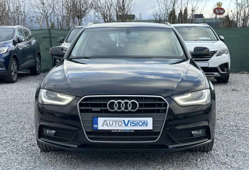 Audi A4 2.0i 4x4 Aut.-ZF8 Navi Кожа Xenon Подгрев Camera, снимка 5 - Автомобили и джипове - 52926618