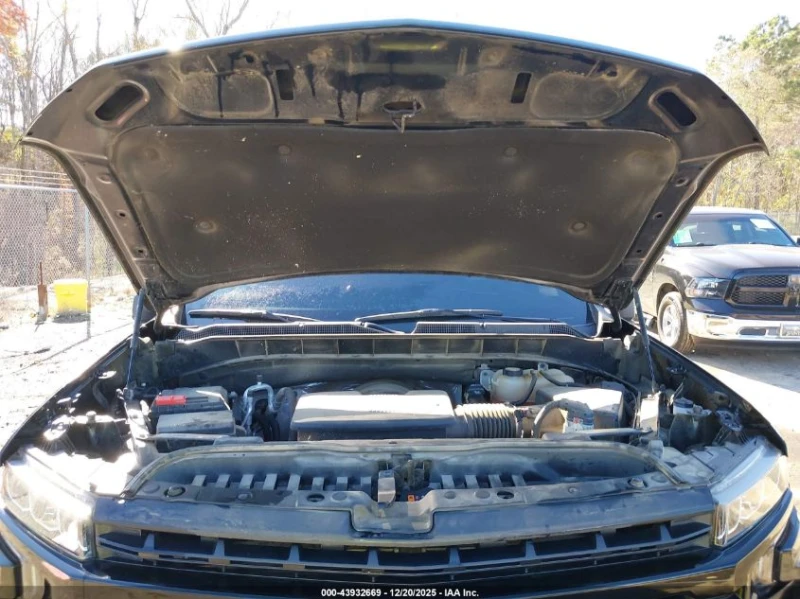 Chevrolet Silverado 1500 RST * СТВА НА ГАЗ* CARFAX, снимка 10 - Автомобили и джипове - 53330917