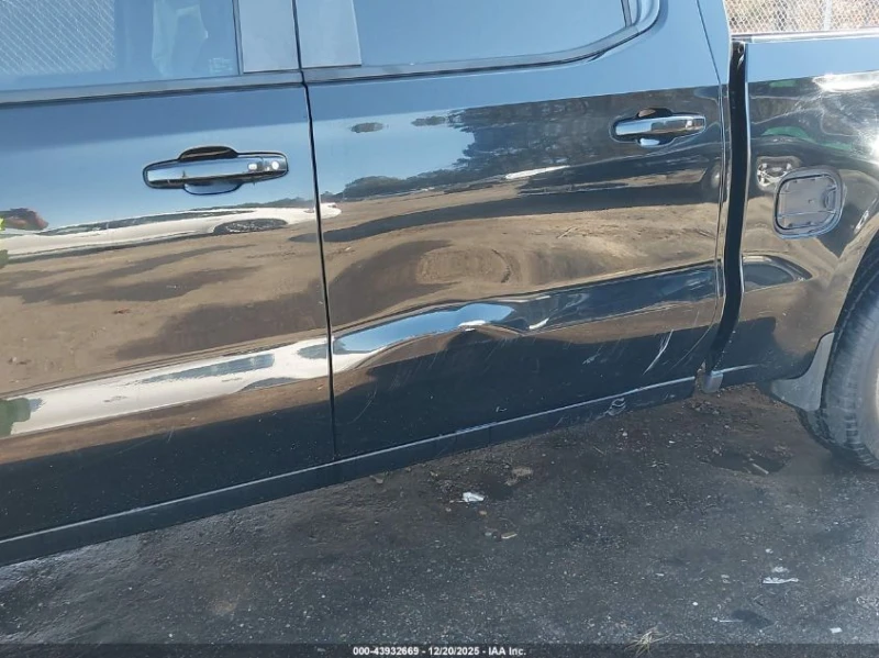 Chevrolet Silverado 1500 RST * СТВА НА ГАЗ* CARFAX, снимка 6 - Автомобили и джипове - 53330917