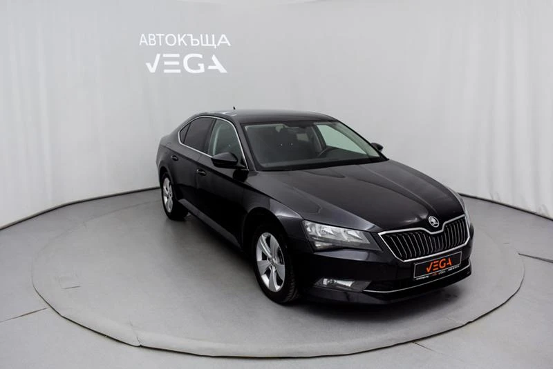 Skoda Superb 2.0 TDI DSG , снимка 5 - Автомобили и джипове - 45782181