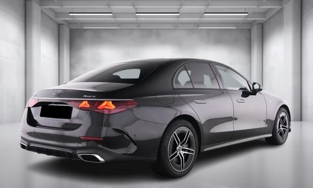 Mercedes-Benz E 300 e 4Matic = AMG Line = Advanced Plus Гаранция - изображение 2