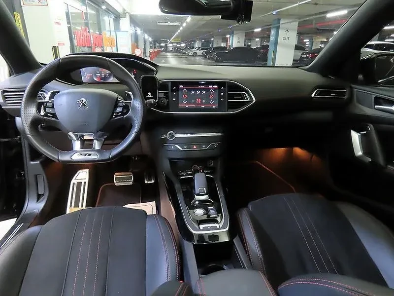 Peugeot 308 1.5 Bluehdi Gt Pack, снимка 9 - Автомобили и джипове - 55349767