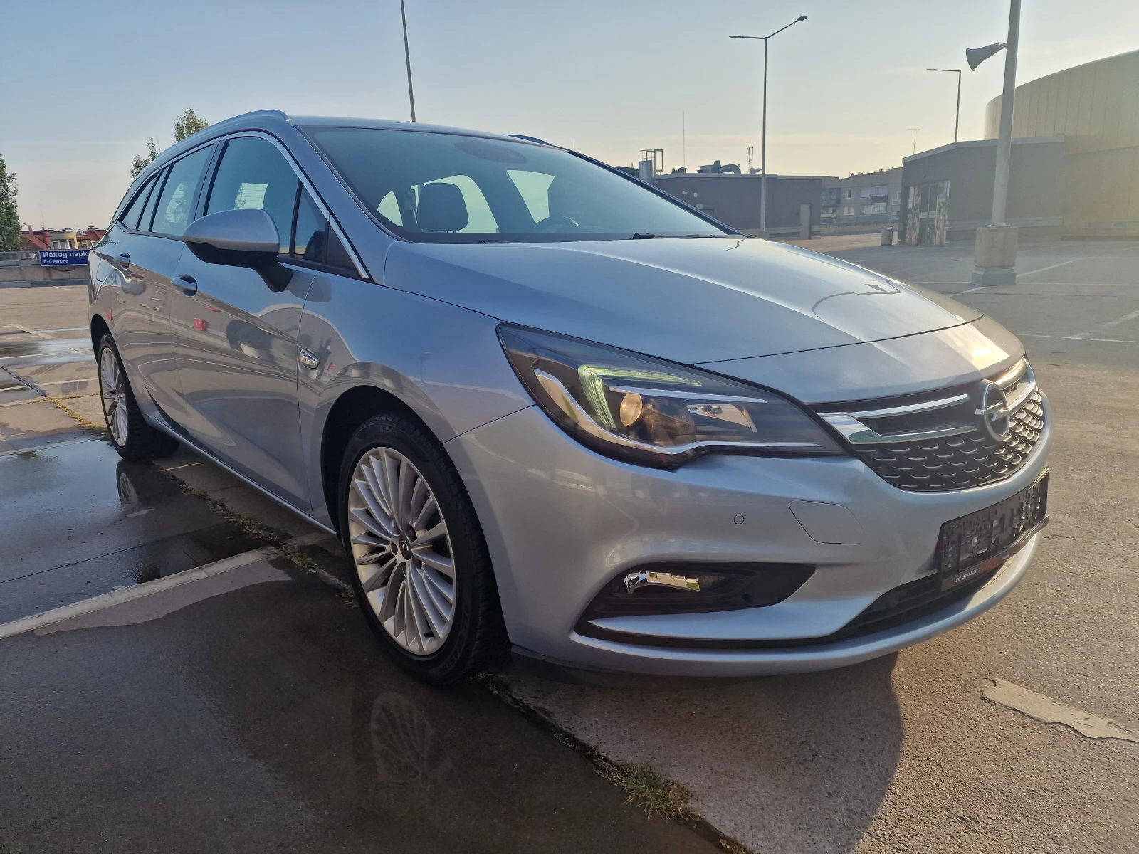 Opel Astra 1.6 CDTI Sports Tourer - изображение 3