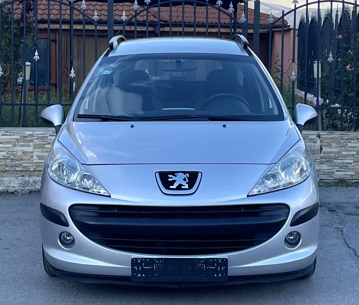 Peugeot 207 SW 1.4i 95 к.с. - изображение 2