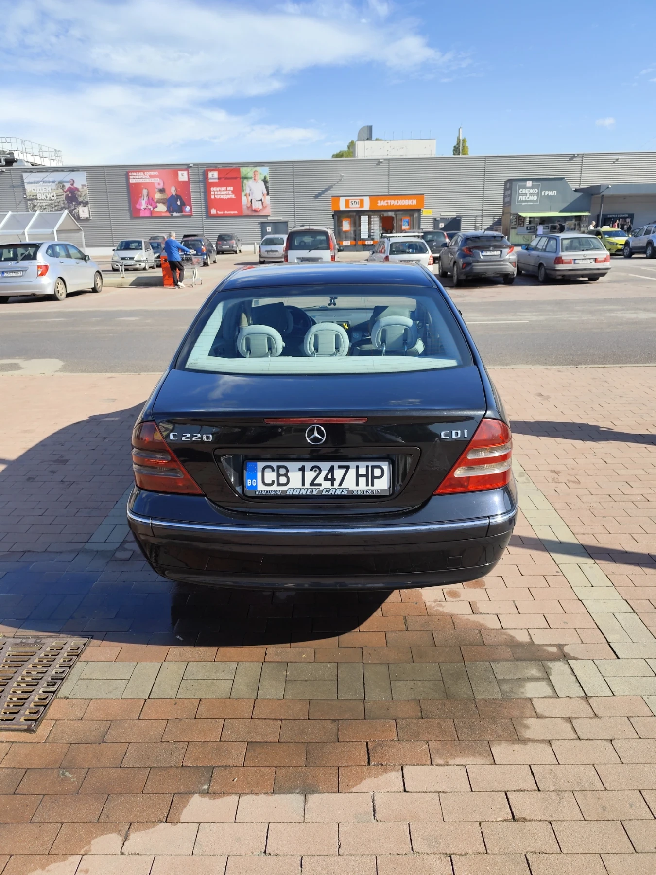 Mercedes-Benz C 220 Седан - изображение 10