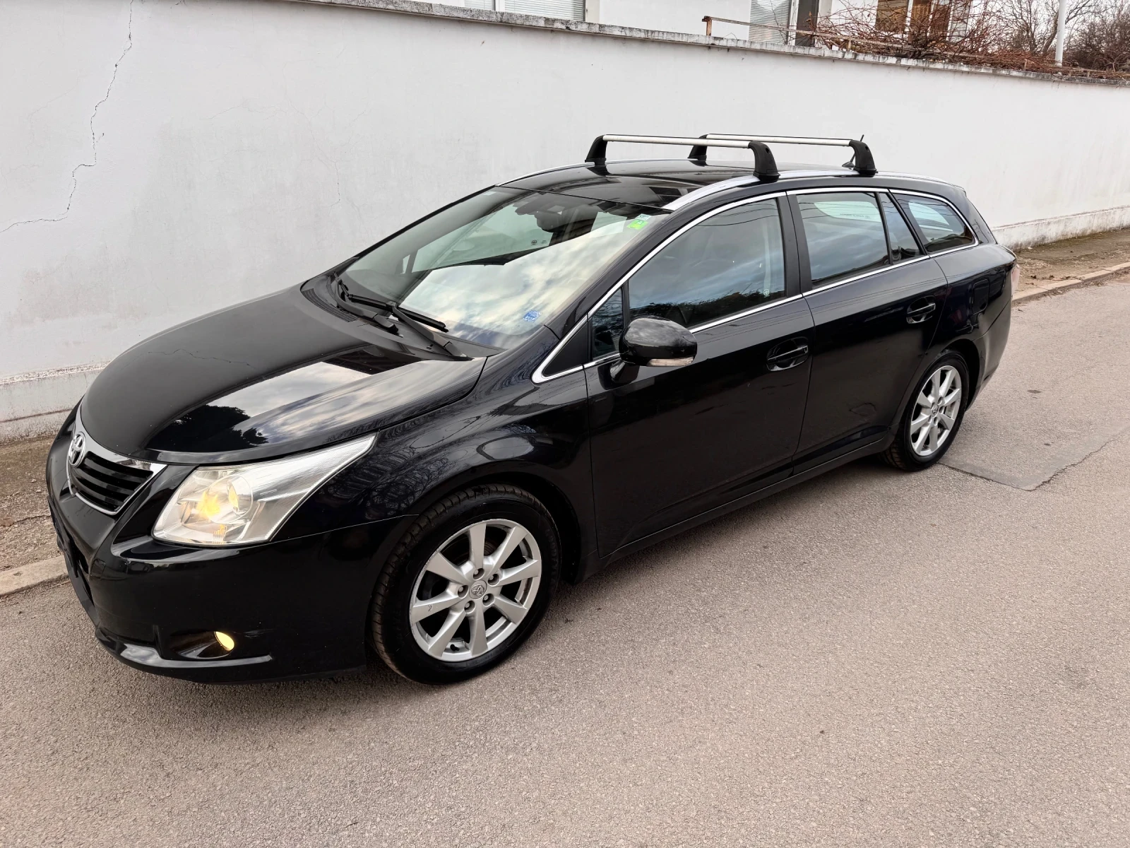 Toyota Avensis 2.0D-4D кожа  - изображение 2