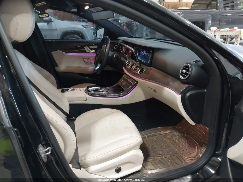 Mercedes-Benz C 300 2018 MERCEDES-BENZ E 300 4MATIC - изображение 10