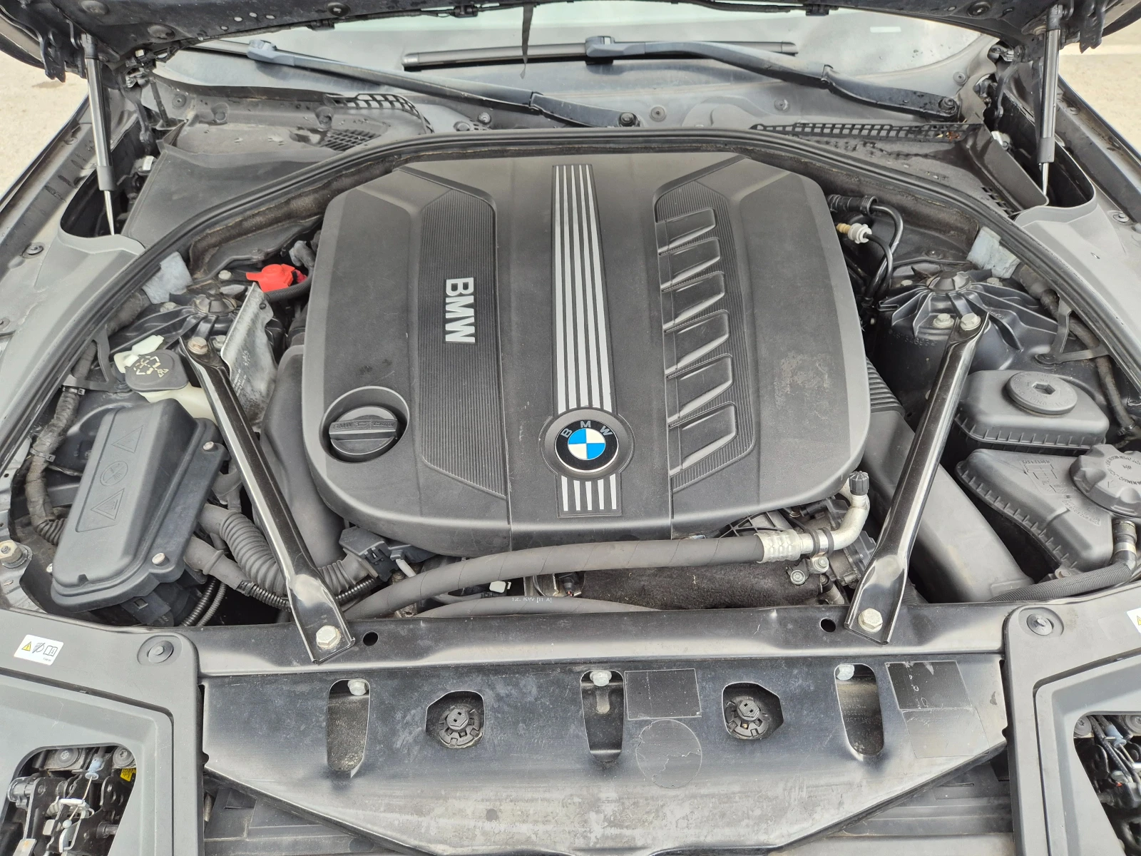 BMW 530 530XD M-Packet  | Mobile.bg — изображение 17