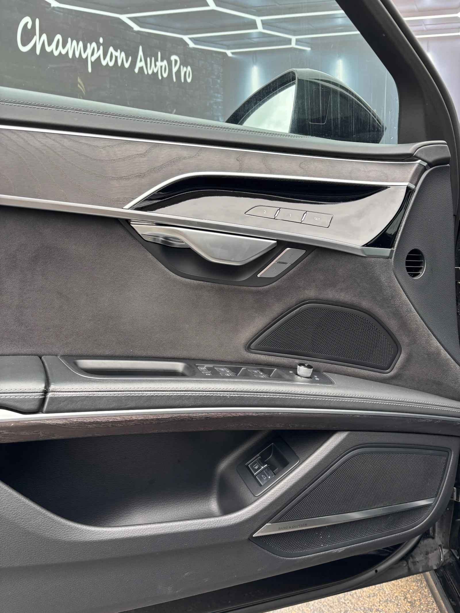 Audi A8 6.0 TFSIe Long Plug-in Hybrid  | Mobile.bg   12