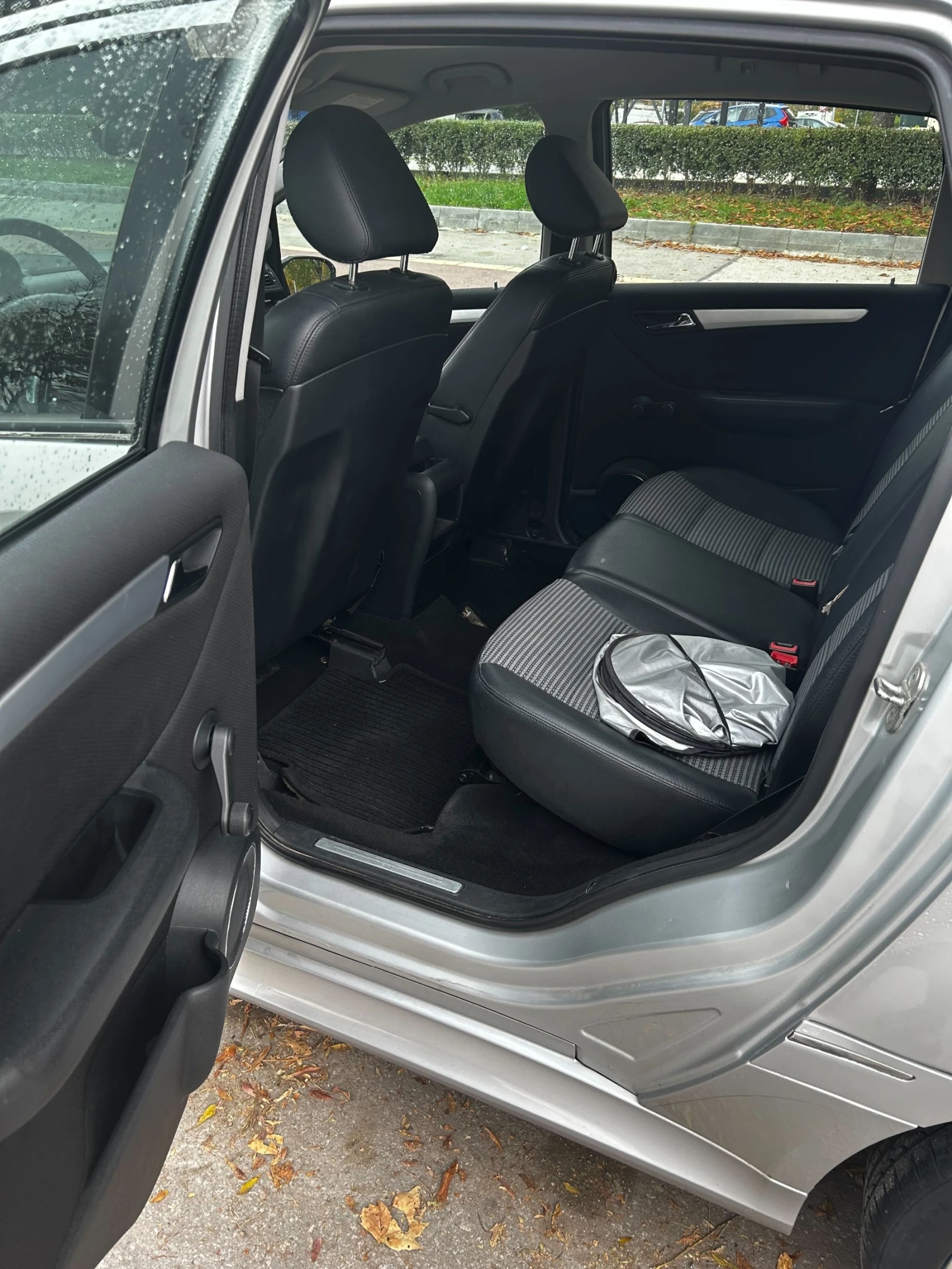 Mercedes-Benz B 200  - изображение 7