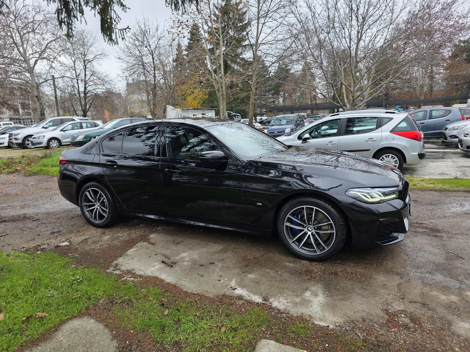 BMW 530 MILD HYBRID XDRIVE M PACK - изображение 3