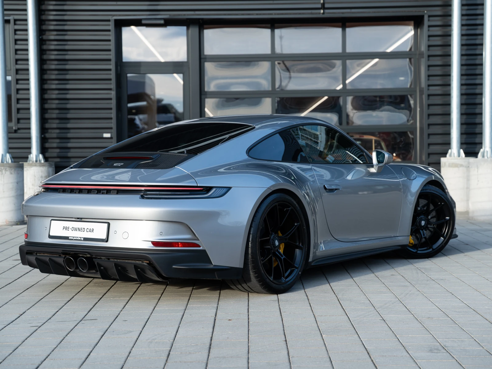 Porsche 911 GT3 Touring Package - изображение 4