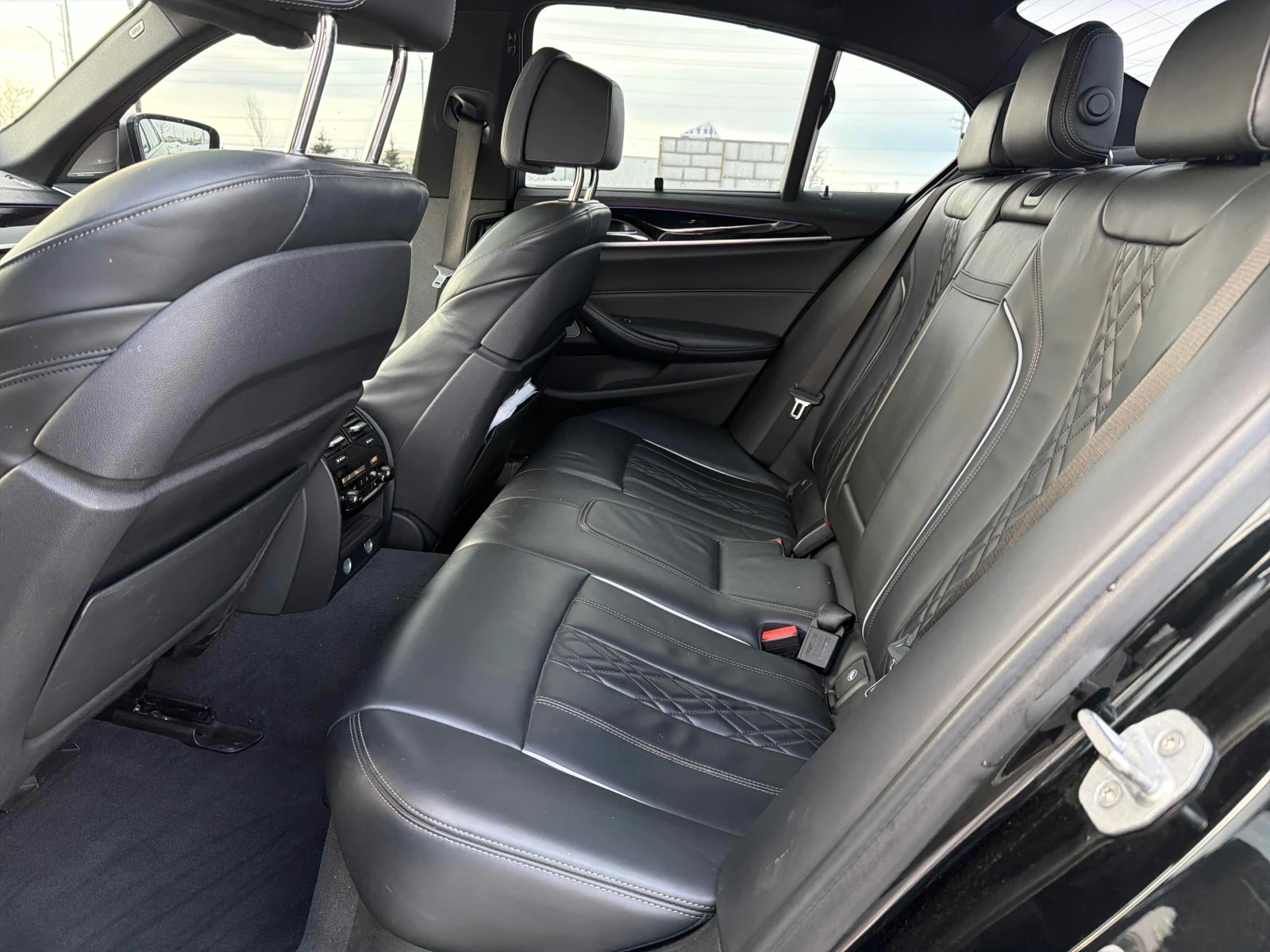 BMW 550 * M550i xDrive * CARFAX * ЦЕНА ДО БГ - изображение 10