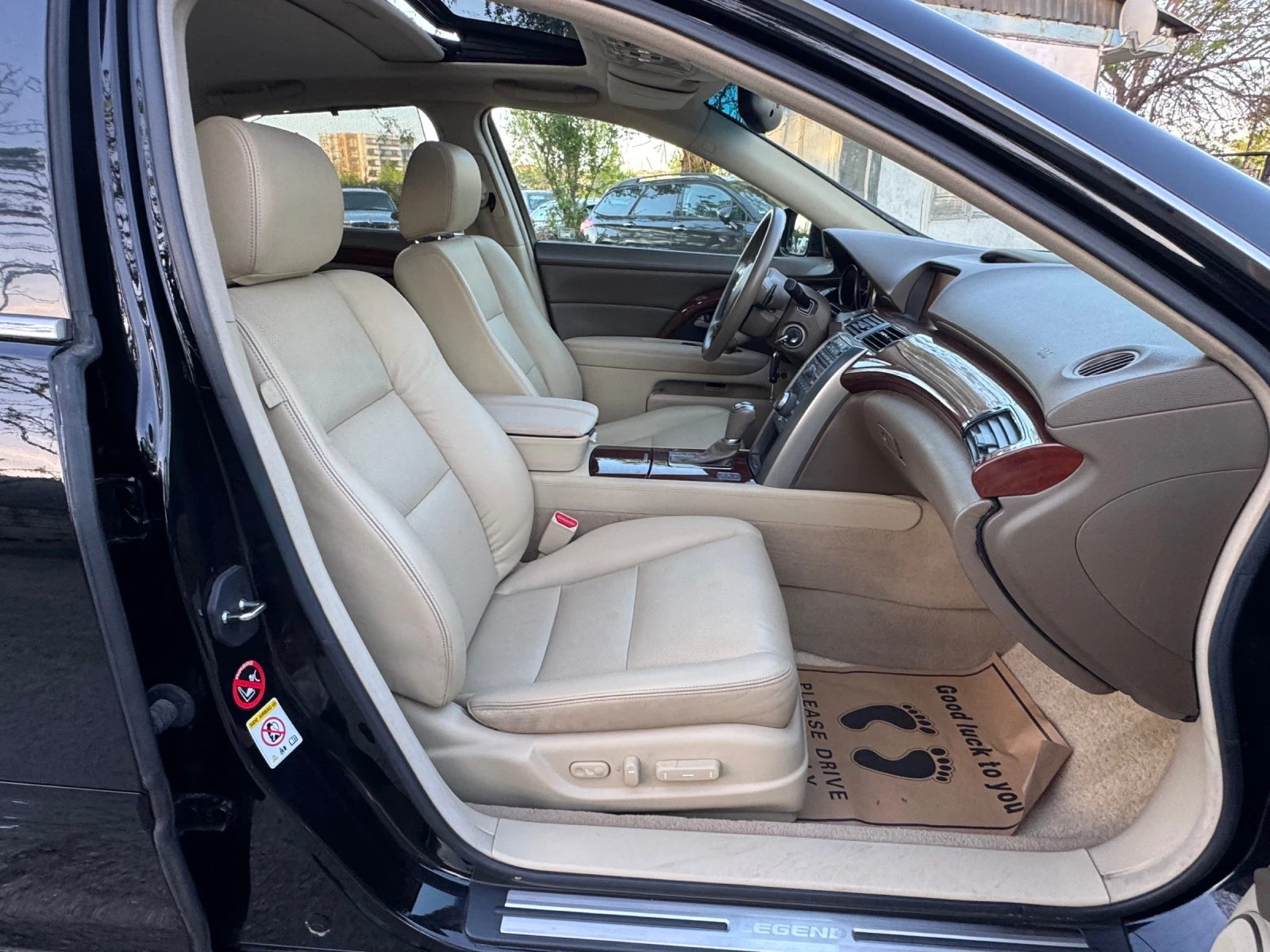 Honda Legend 3.7-295кс! Всички Екстри!!, снимка 14 - Автомобили и джипове - 54385536