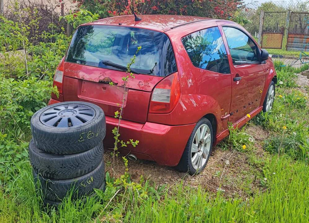 Citroen C2, снимка 2 - Автомобили и джипове - 54427210