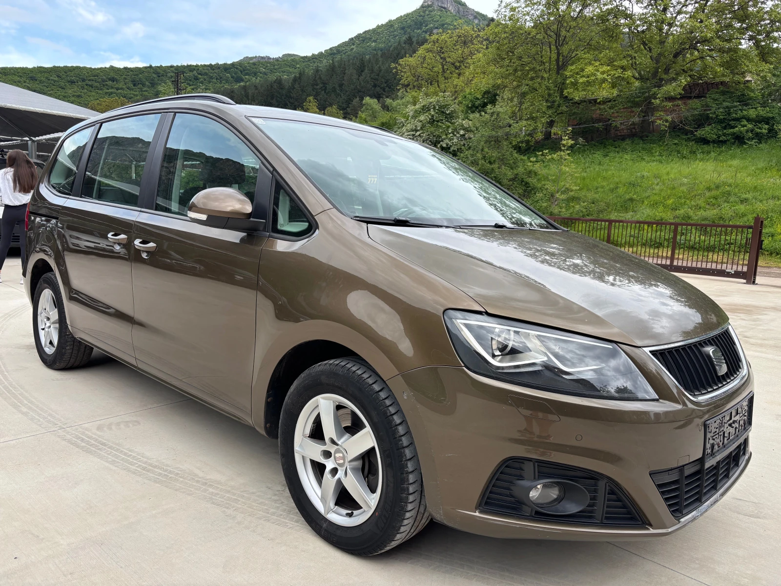 VW Sharan 2, 0tdi.140k., снимка 5 - Автомобили и джипове - 54578425