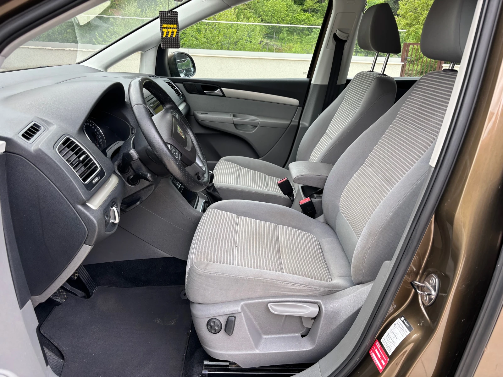 VW Sharan 2, 0tdi.140k., снимка 9 - Автомобили и джипове - 54578425