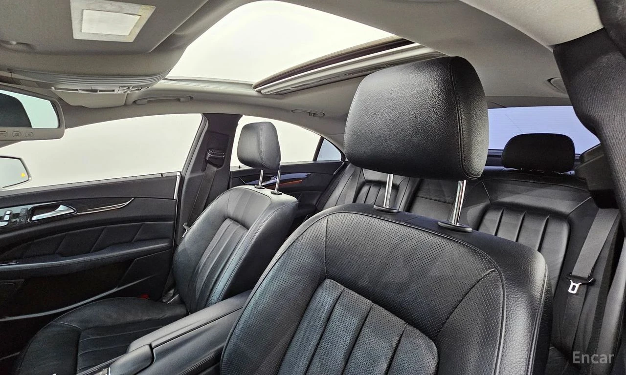 Mercedes-Benz CLS 350 DIESEL* 4MATIC* �����* ����* 360* BL. SPOT*  | Mobile.bg � ����������� 17