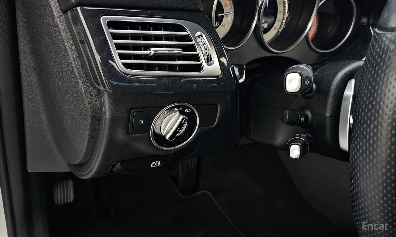 Mercedes-Benz CLS 350 DIESEL* 4MATIC* �����* ����* 360* BL. SPOT*  | Mobile.bg � ����������� 15