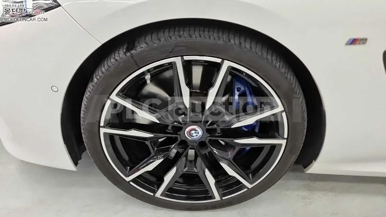 BMW 850 M xDrive| 360| DIST| НАДУВАНЕ| ВКЛ.ТЕХНОТЕСТ, снимка 12 - Автомобили и джипове - 54763501