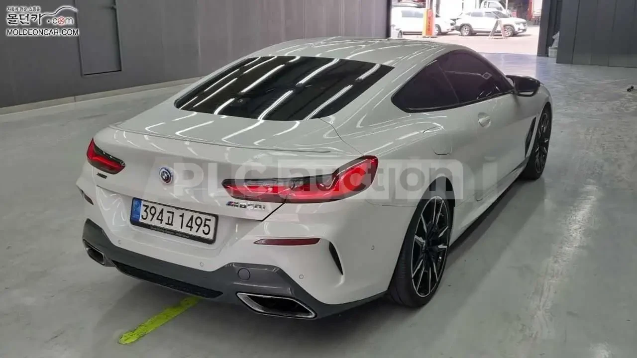 BMW 850 M xDrive| 360| DIST| НАДУВАНЕ| ВКЛ.ТЕХНОТЕСТ, снимка 2 - Автомобили и джипове - 54763501
