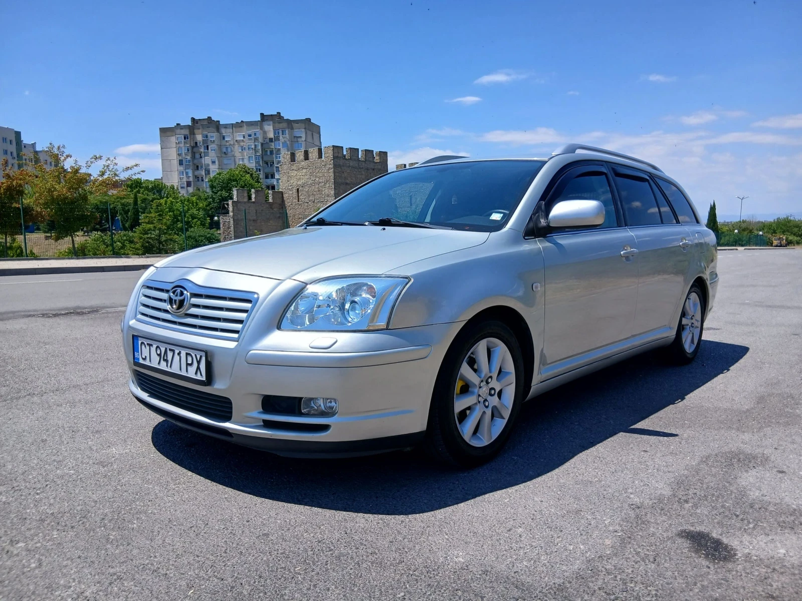 Toyota Avensis 1.8, снимка 3 - Автомобили и джипове - 55001896