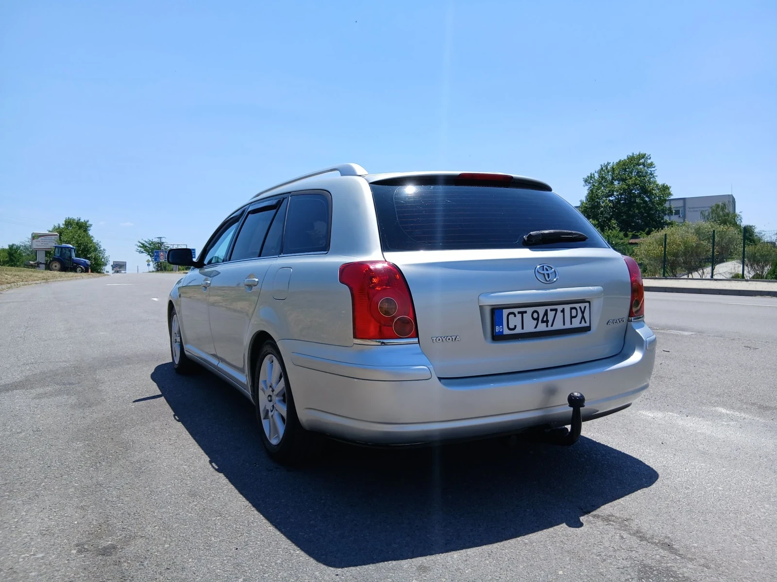 Toyota Avensis 1.8, снимка 6 - Автомобили и джипове - 55001896