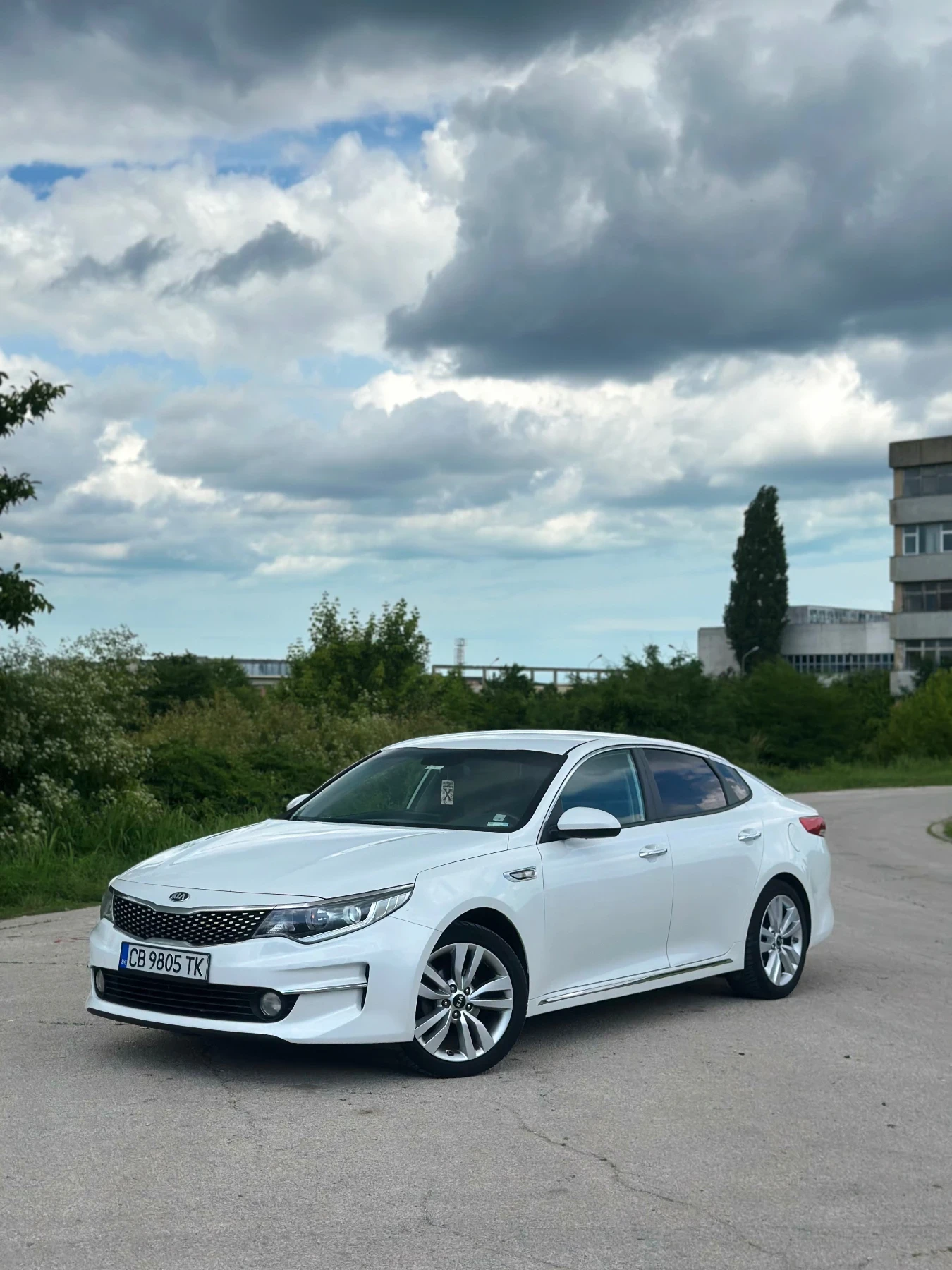 Kia K5 2.0 Lpi, снимка 2 - Автомобили и джипове - 55002234