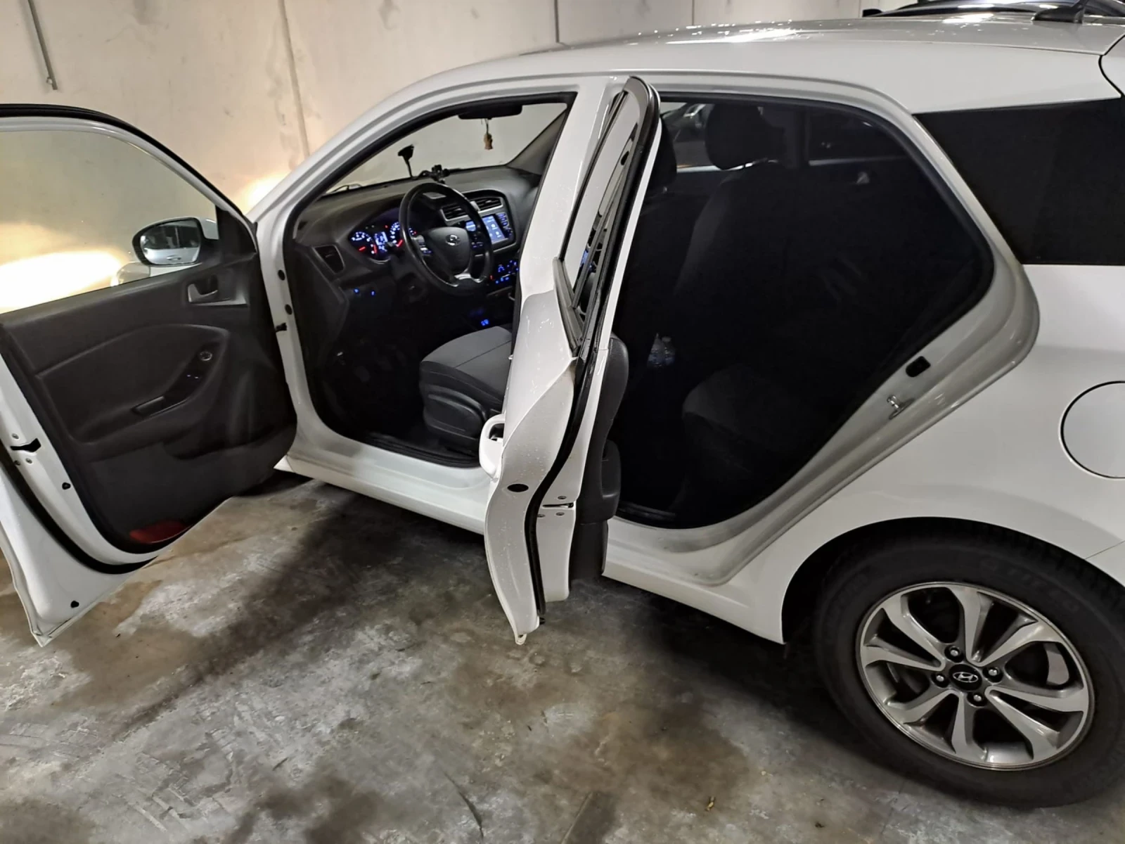 Hyundai I20 | Mobile.bg � ����������� 7