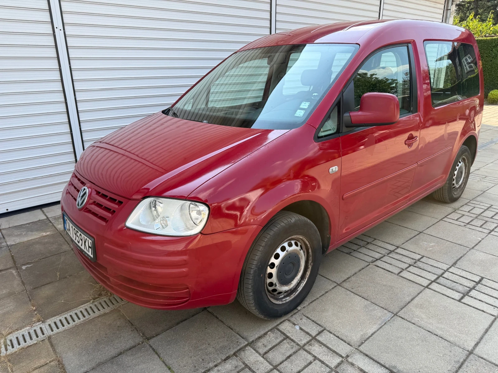 VW Caddy 2.0 Метан 4, 5 на 100км.