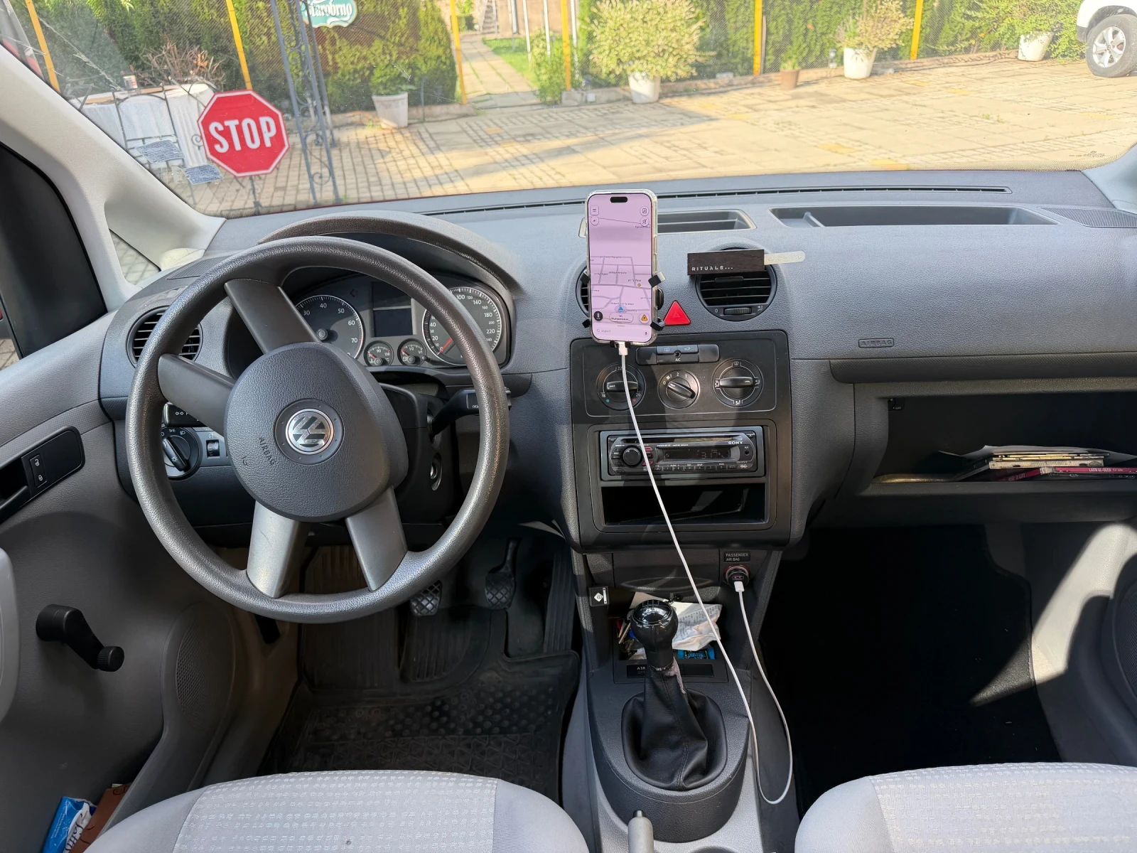 VW Caddy Метан, снимка 5 - Автомобили и джипове - 55229067