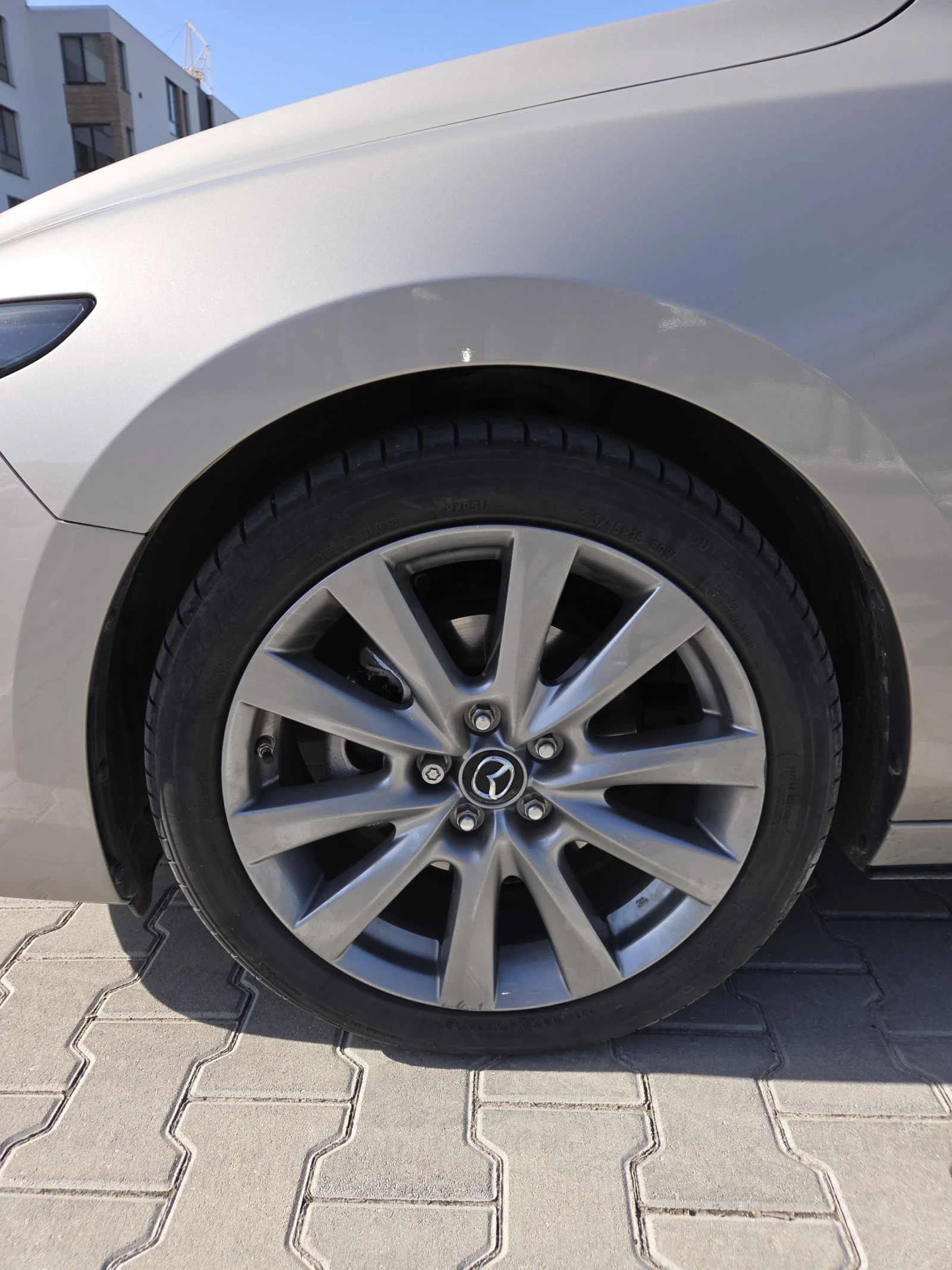 Mazda 3 Skyactiv-e Mild Hybrid, снимка 5 - Автомобили и джипове - 55424299