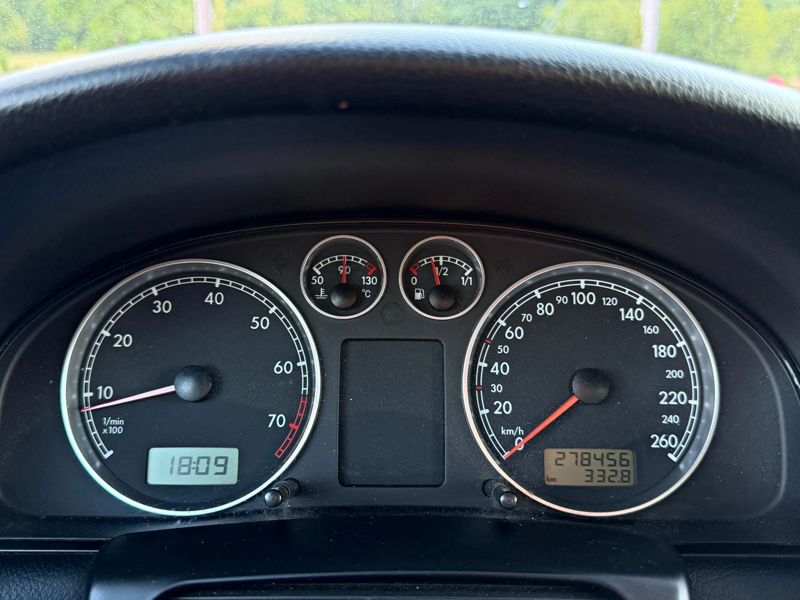 VW Passat LPG, снимка 9 - Автомобили и джипове - 55693316