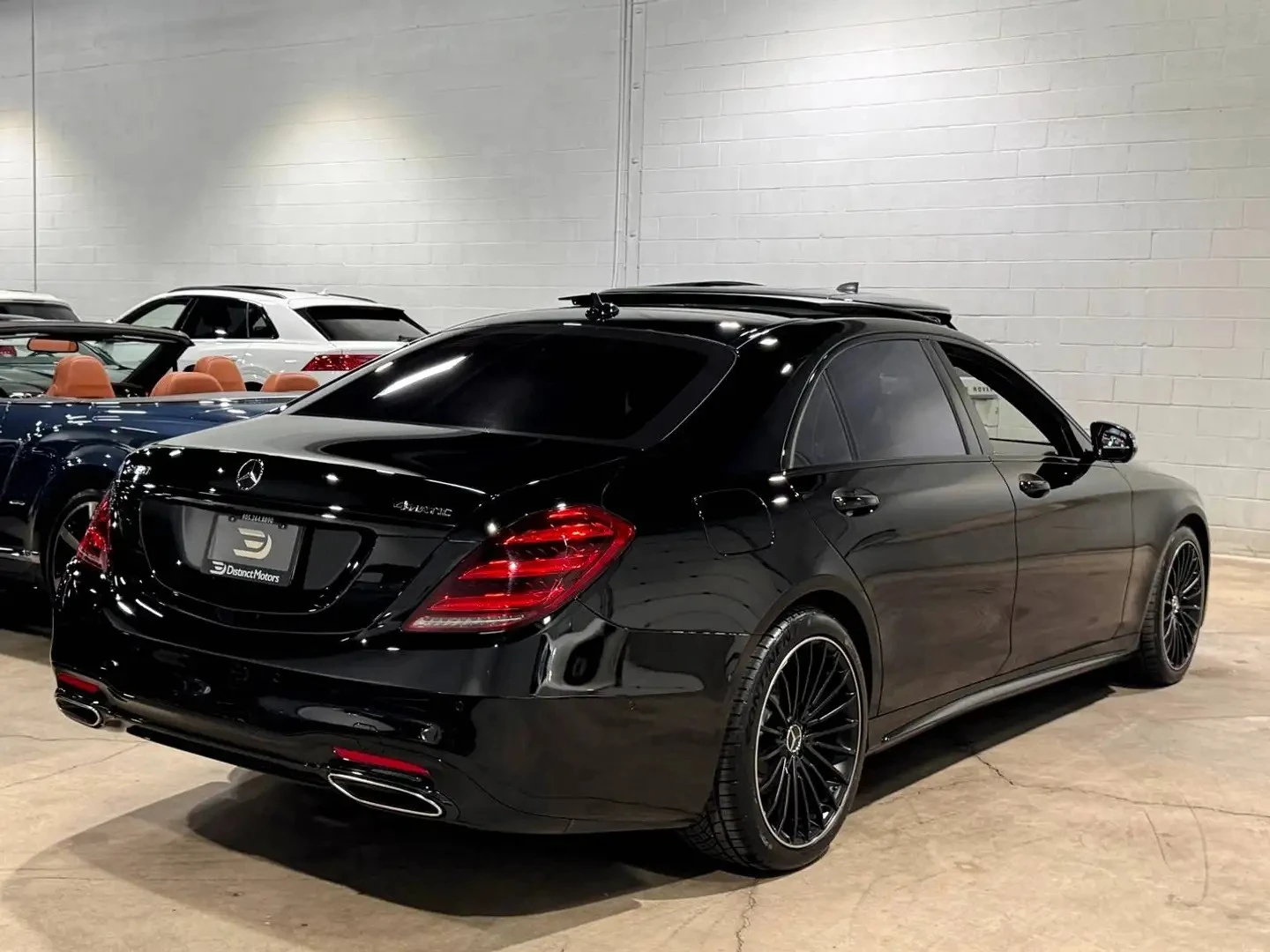 Mercedes-Benz S 560 FACELIFT* AMG PK* HUD* NAPPA* DIS* МАСАЖ* 360* FUL, снимка 6 - Автомобили и джипове - 56117281