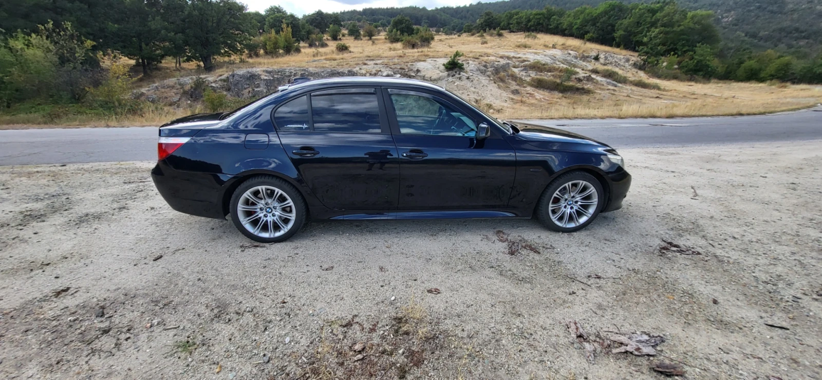 BMW 523 E60, снимка 12 - Автомобили и джипове - 56298788