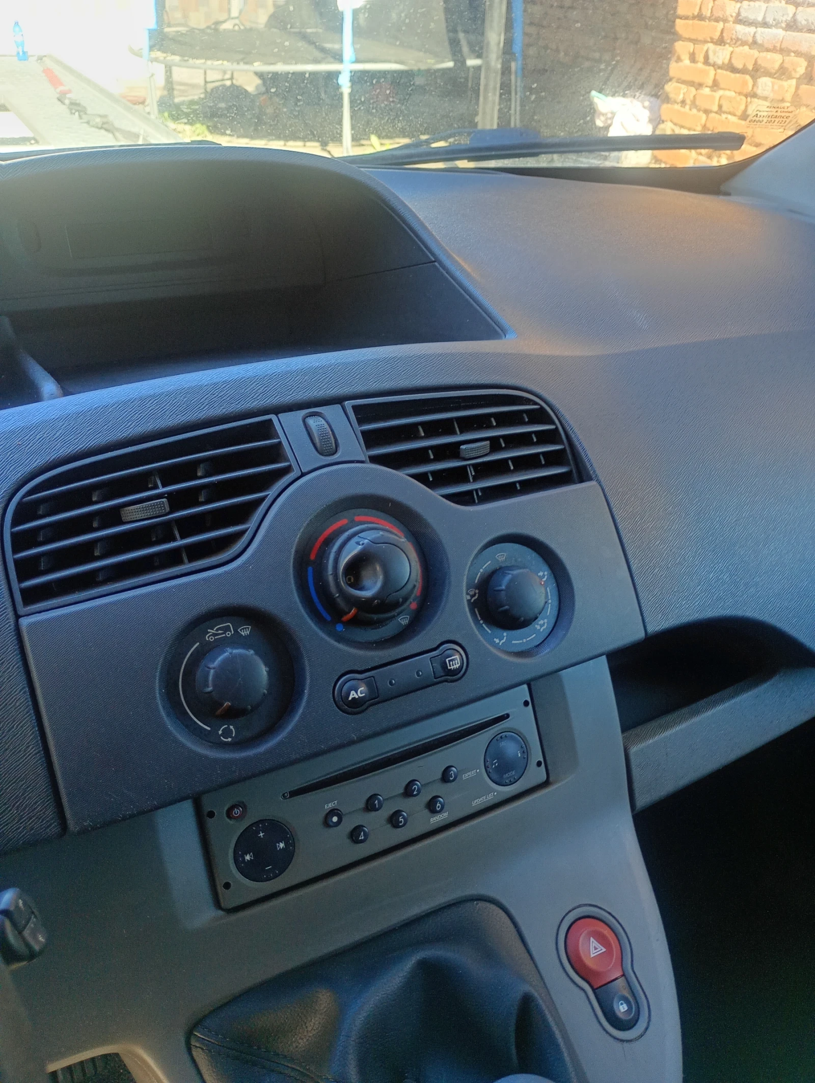 Renault Kangoo Клима, снимка 7 - Автомобили и джипове - 56635773