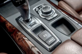 BMW X5 50i/HuD/Soft Close/Камера 180/Lane Assist/Панорама, снимка 12