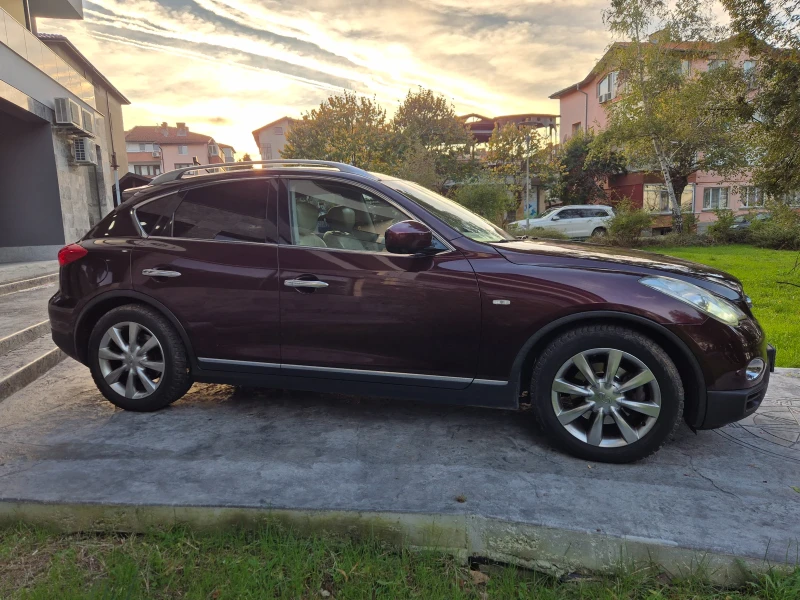 Infiniti Ex30 НАВИ* ЕЛ-КОЖЕН-САЛОН-ПАМЕТ-КАМЕРИ-360-ФУЛЛ, снимка 4 - Автомобили и джипове - 52250206