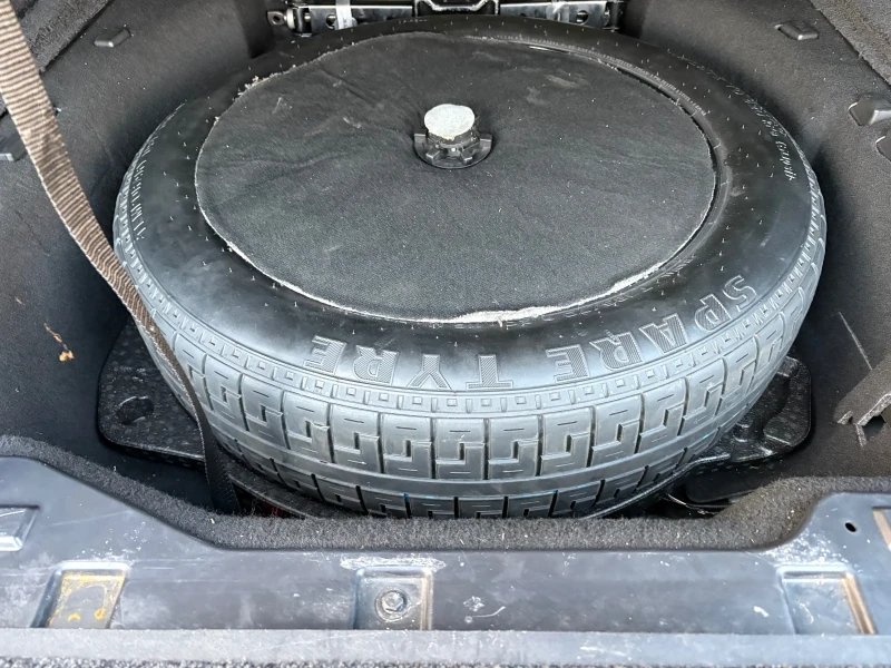 Land Rover Range rover 3.0 di, снимка 13 - Автомобили и джипове - 52859265