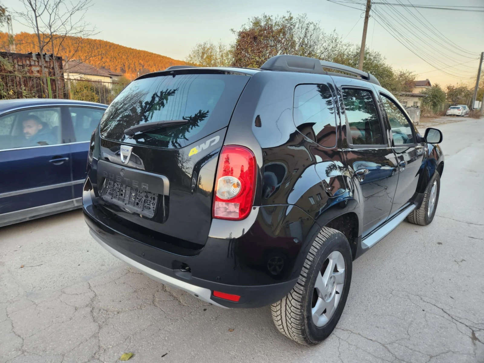 Dacia Duster 1.5DCI, 4x4, 109k.c - изображение 8