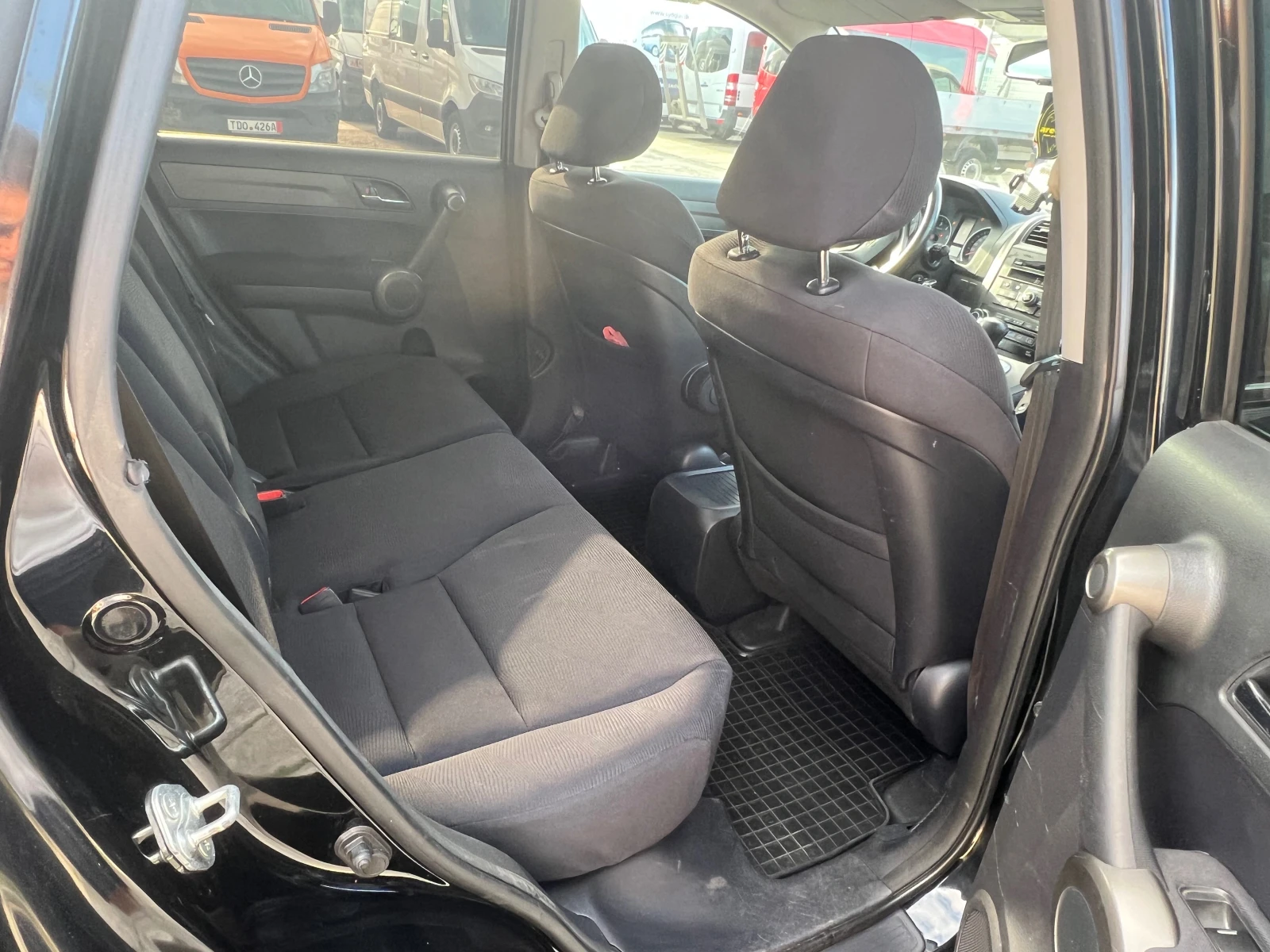 Honda Cr-v 2.2 КЛИМА , КАСКО - изображение 8