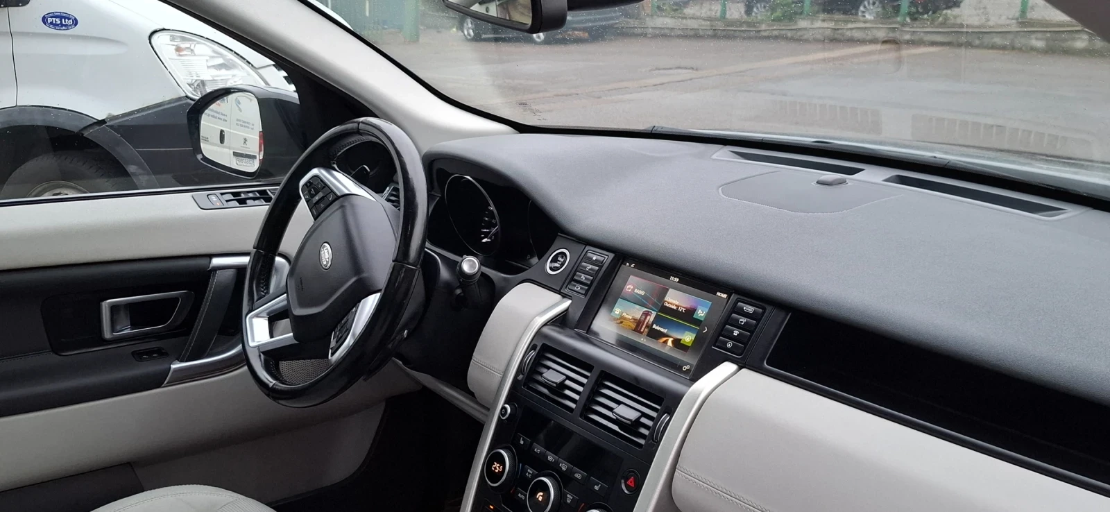 Land Rover Discovery Sport 240kc Panorama Kamera Automat 4x4 160000km - изображение 9