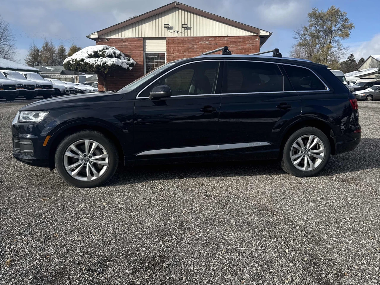 Audi Q7 * АВТО КРЕДИТ* ЦЕНА ДО БГ * СЕРВИЗНА ИСТОРИЯ *  - изображение 4