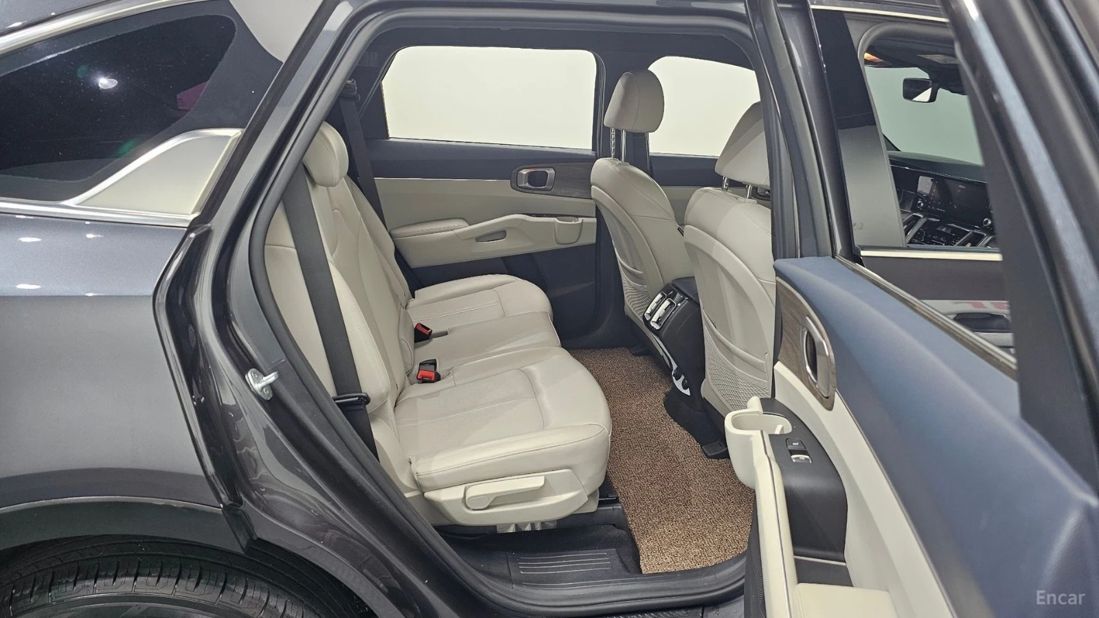 Kia Sorento HEV 1.6 4WD Prestige* КОЖА* ОБДУХВ* НАВИ, снимка 10 - Автомобили и джипове - 55512396