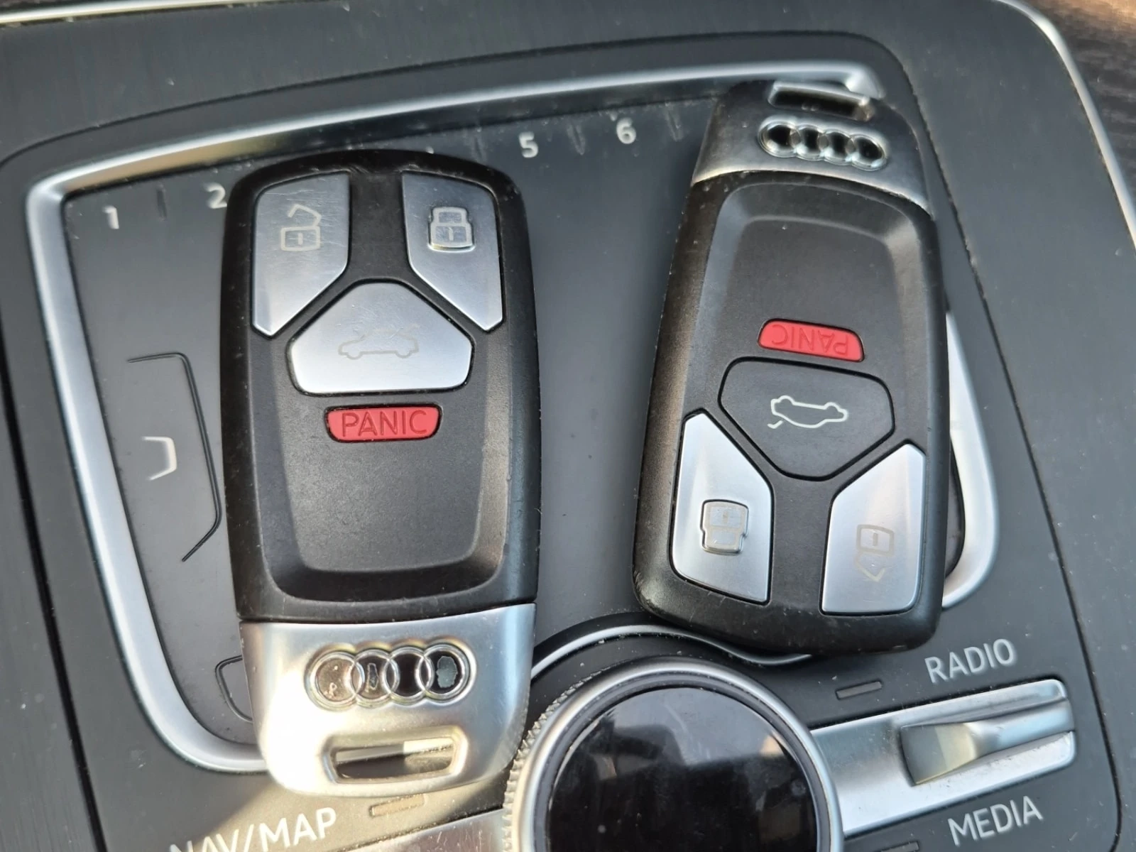 Audi Q5 * TECHNIK * CARFAX * ЦЕНА ДО БГ, снимка 9 - Автомобили и джипове - 55847781