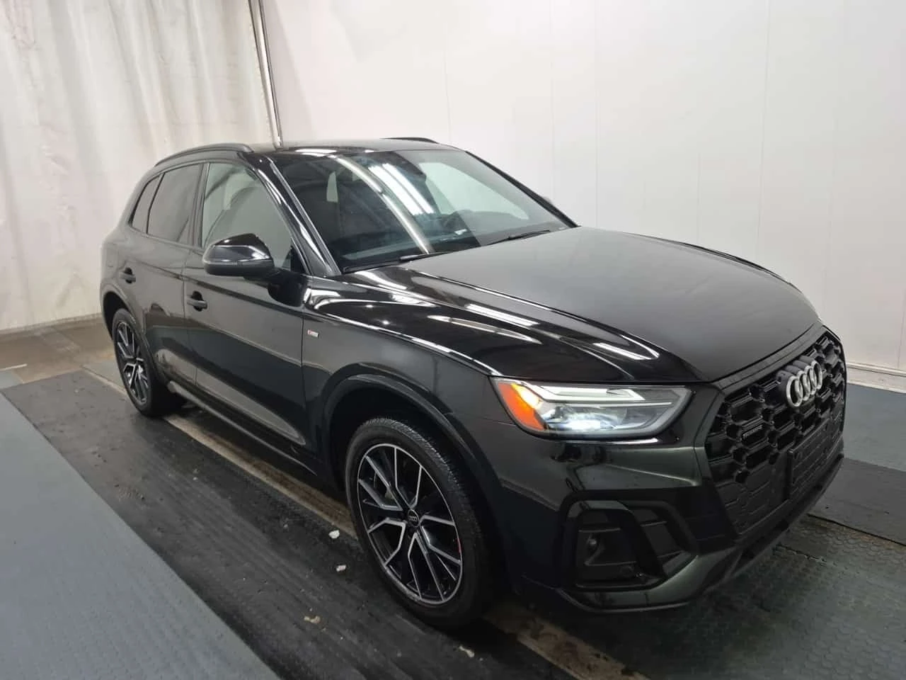 Audi Q5 45 TFSI Quattro Progressiv  CARFAX | Mobile.bg � ����������� 5