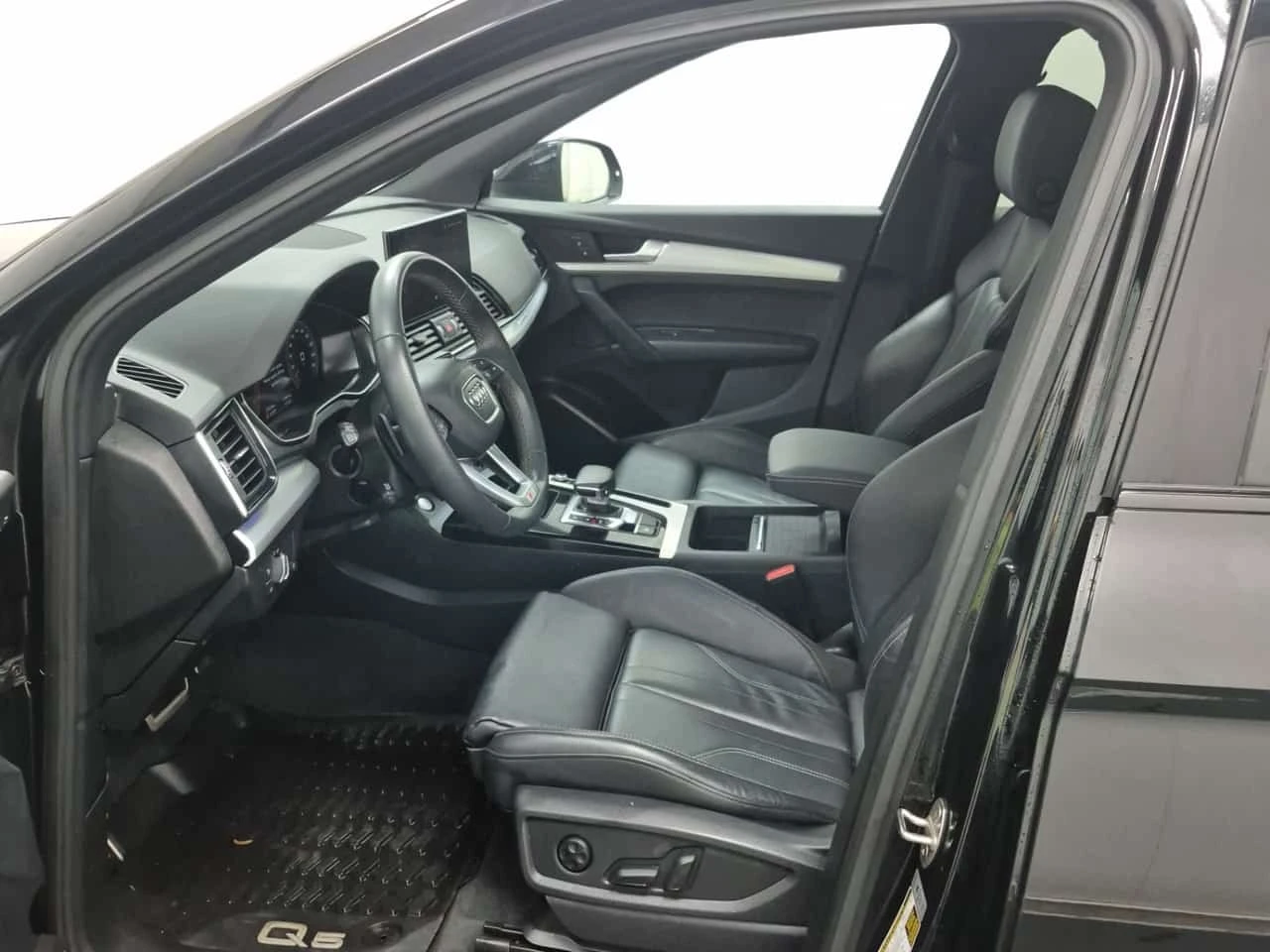 Audi Q5 45 TFSI Quattro Progressiv  CARFAX | Mobile.bg � ����������� 3