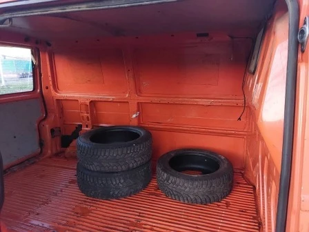 VW Transporter 4x4 БАРТЕР, снимка 4 - Бусове и автобуси - 46594385